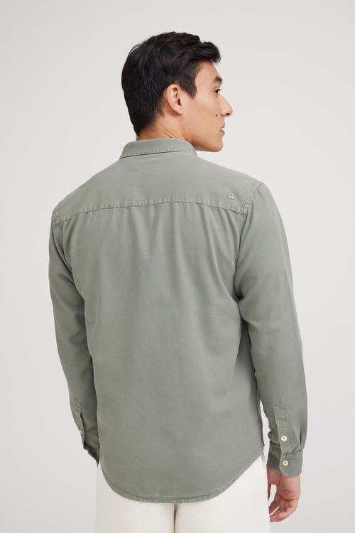 705845_0307_2-CAMISA-ML-OXFORD-TINTURADA